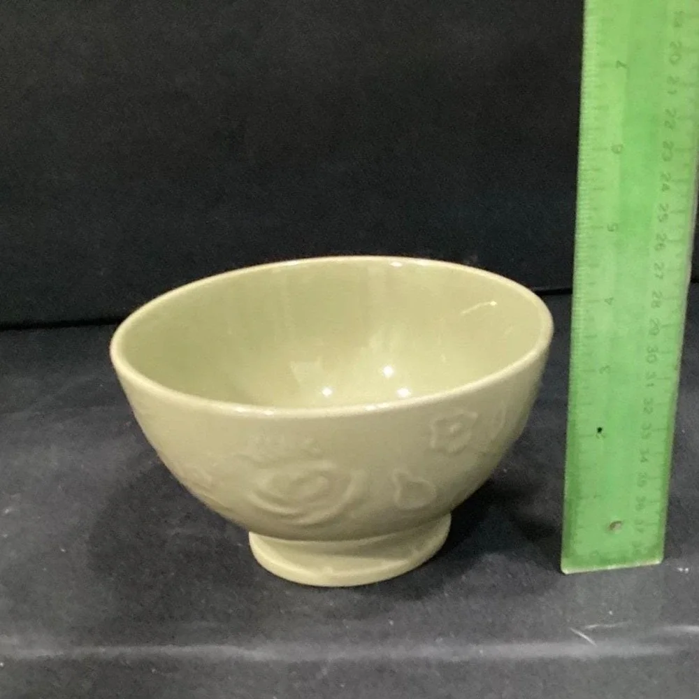 Incised Rose Green Soup Bowls, Set of‎ 2, Floral Pedestal Dishes, Tableware